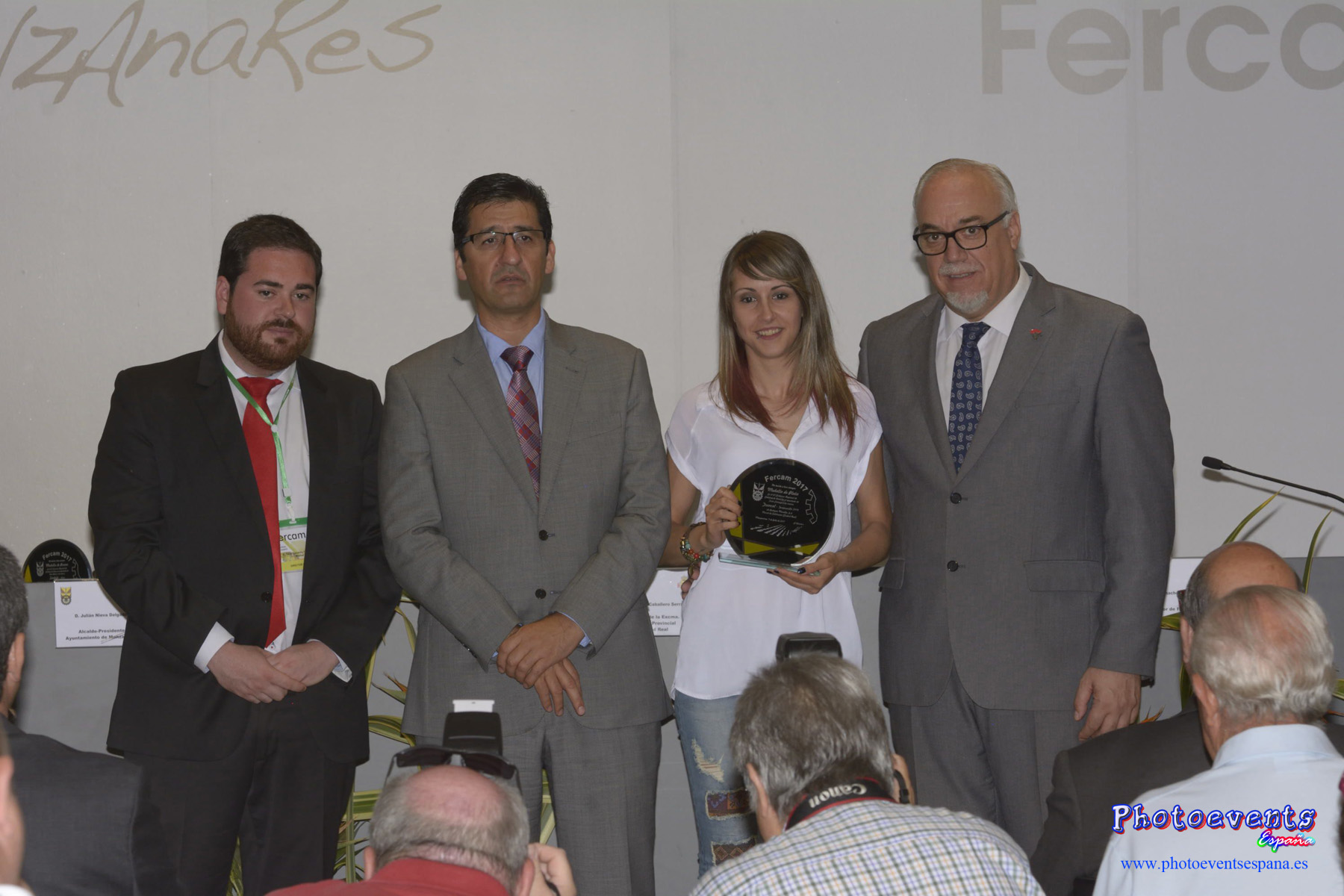 Entrega de premios a los distintos concursos realizados con  motivo del FERCAM 2017 en Manzanaresl IV Manzanafest